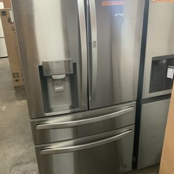 New Lg 30 Cu Ft Smart French 4-Door, Door-In-Door Full Convert With Craft Ice In PrintProof Stainless Steel