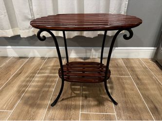 Side end table
