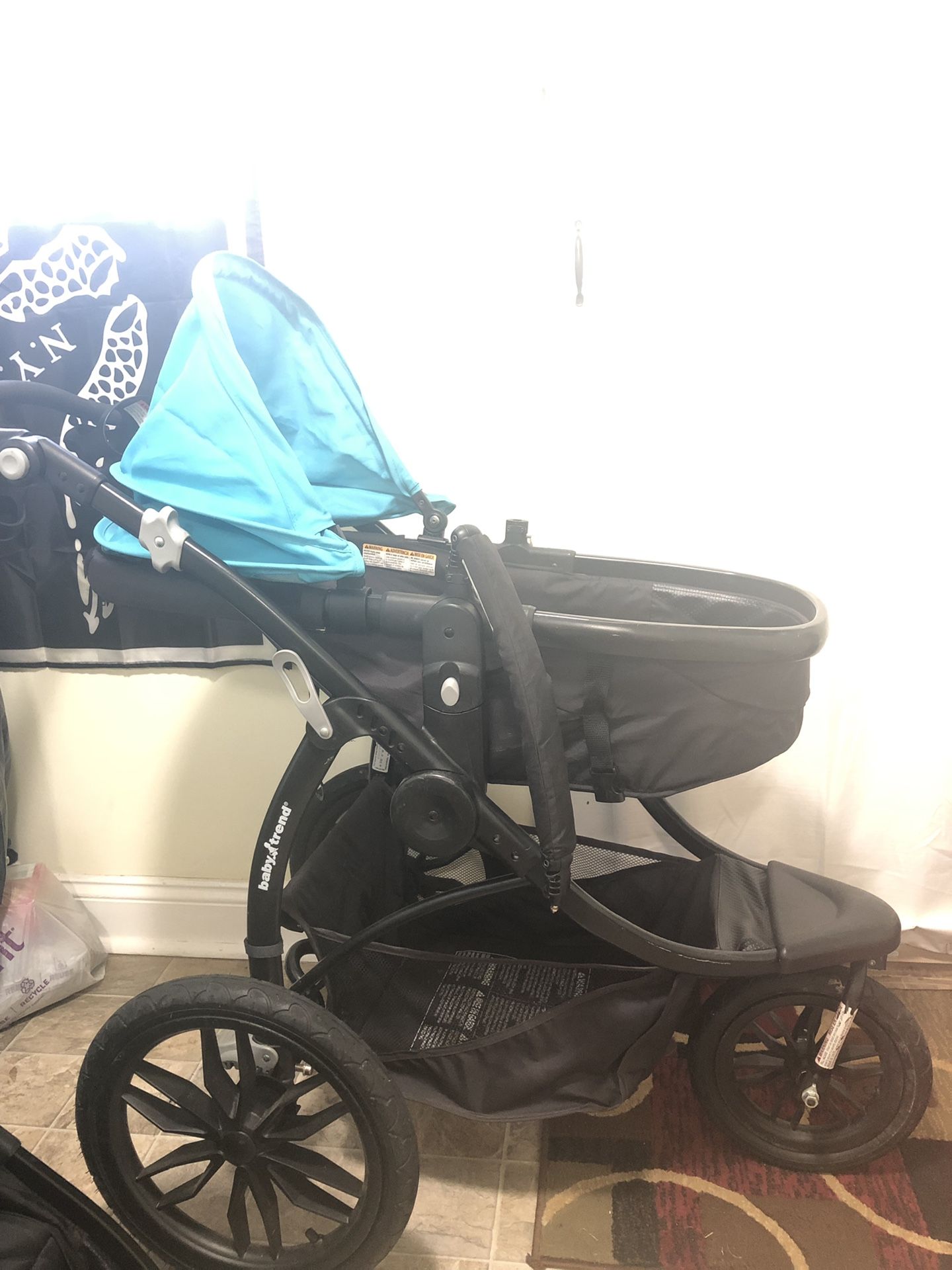 Baby stroller/ jogger