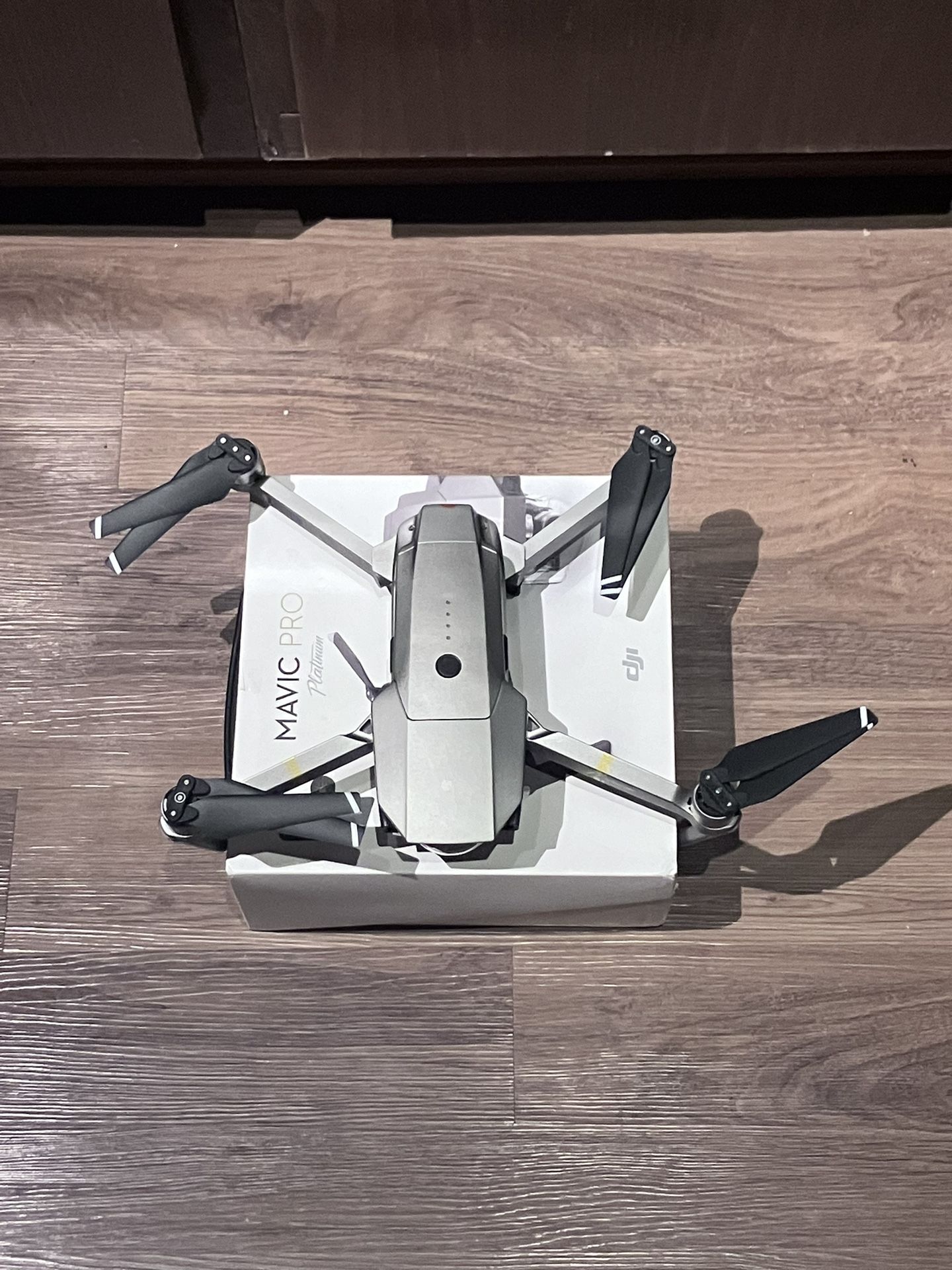 dji mavic pro platinum bundle (willing to trade)