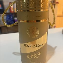 Oud A mood Dubai Unisex Perfume 