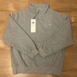 Size M ALO quarter zip