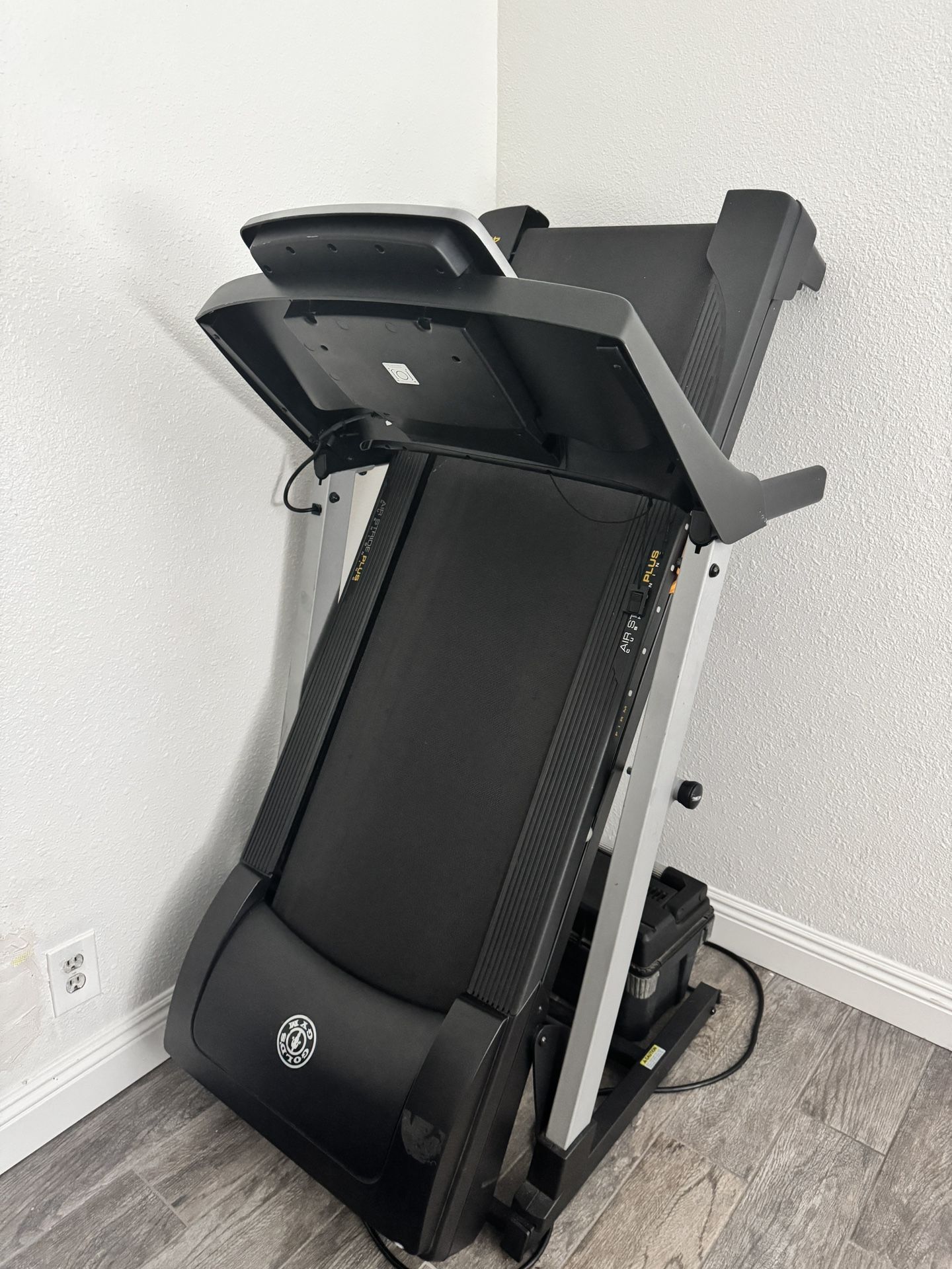 Gold Gym Treadmill Incline