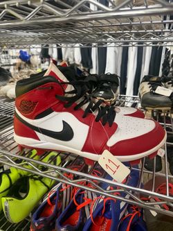 Jordan 1 size 11 baseball cleats (used)