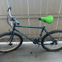 Free Mountain Bike 18”