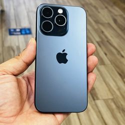 iPhone 15 Pro 256GB Unlocked 