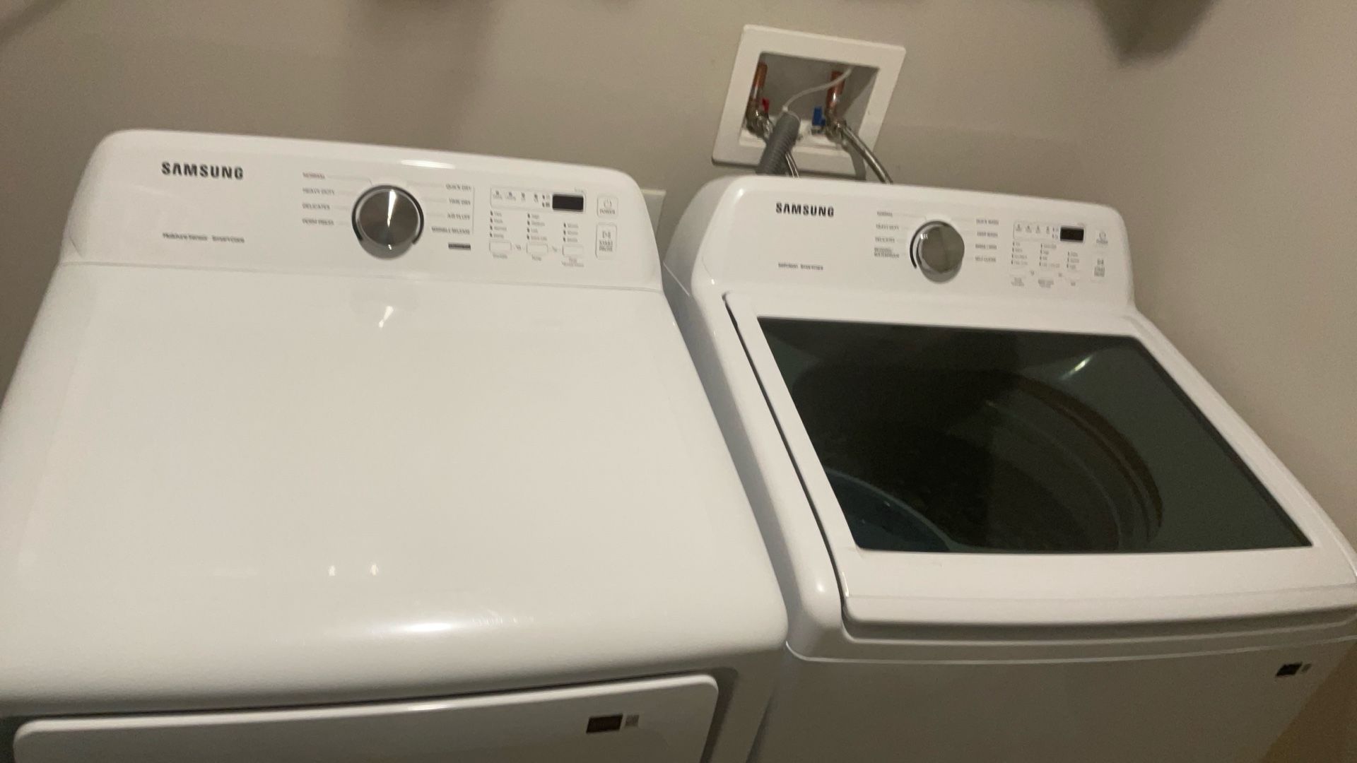 SAMSUNG Washer and Dryer *LESS THAN 1 Year’s Use*