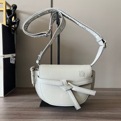 Crossbody Bag New 21 x 12.5 x 9.5 cm