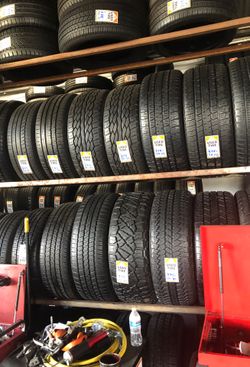 New and used tires alignment all car s and trocks call tengo Llantas nuevas y usadas tengo alineacion para todos los Carros y trokas
