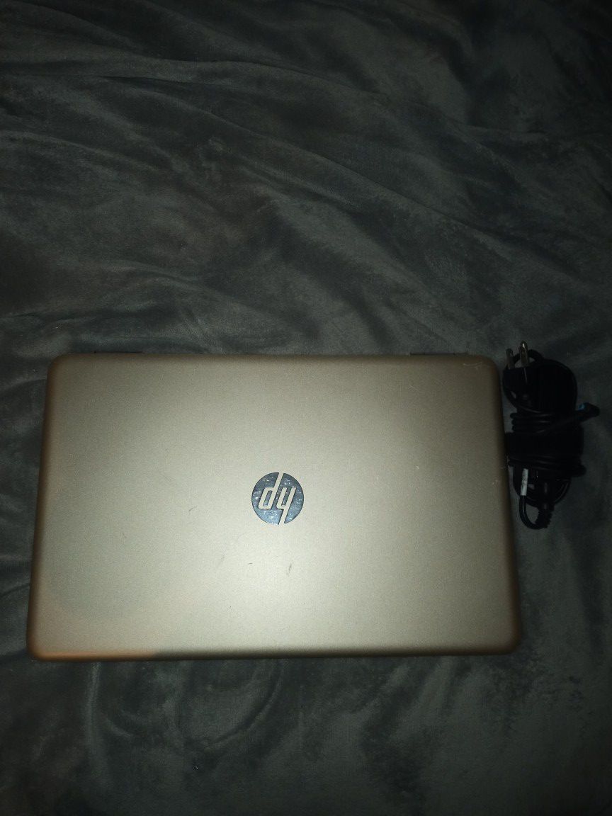 HP pavilion (Intel core i5)(B&O speakers) (touch screen)