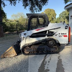 T550 Bobcat Track Skid Steer