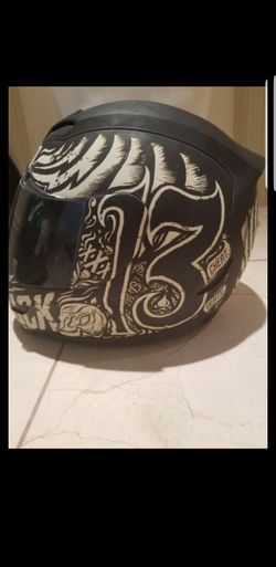 Icon airmada motorcycle helmet