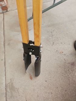 Post Hole Digger, Excellent handles, perfect condition, E MESA