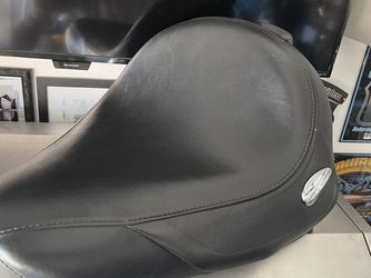 2005 Harley Softail Seat