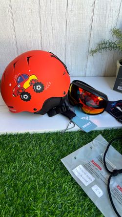 HELMET.  ⛑️. ODOLAND.  XS