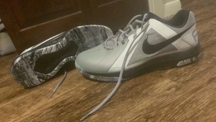 Men’s 13 Nike