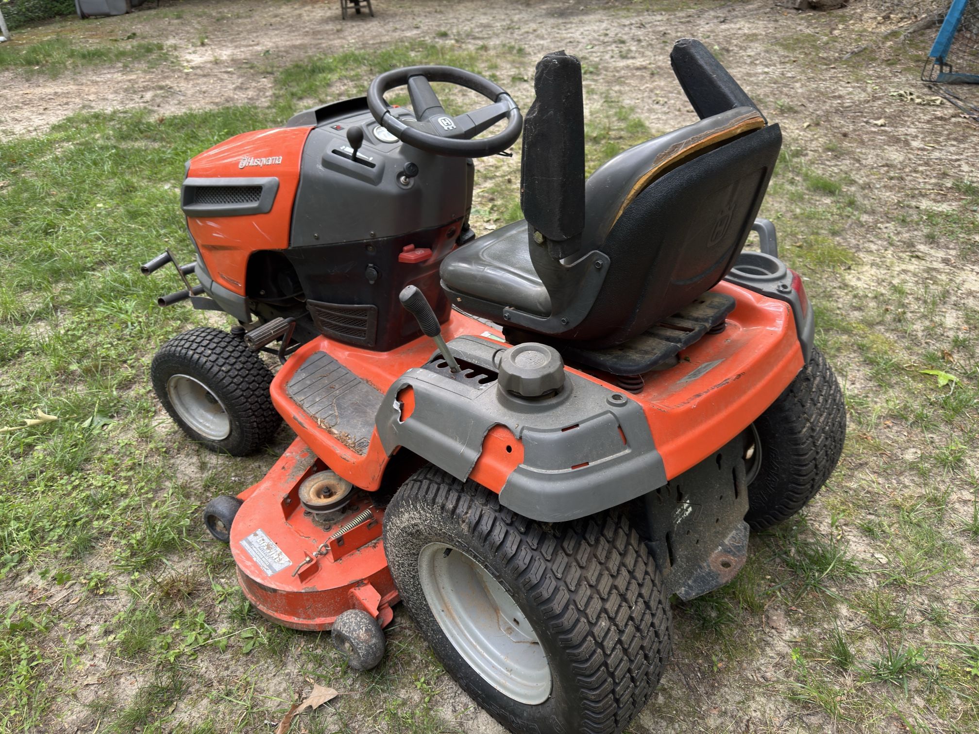 Husqvarna GTH 24V52LS Riding Mower