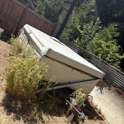 Skamper Pop Up Trailer