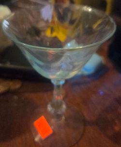 Managnese glass cup