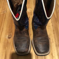 Ariat Little Boys Cowboy Boots for Sale in Haslet TX OfferUp