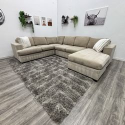 Cream Sectional Couch - Free Delivery 