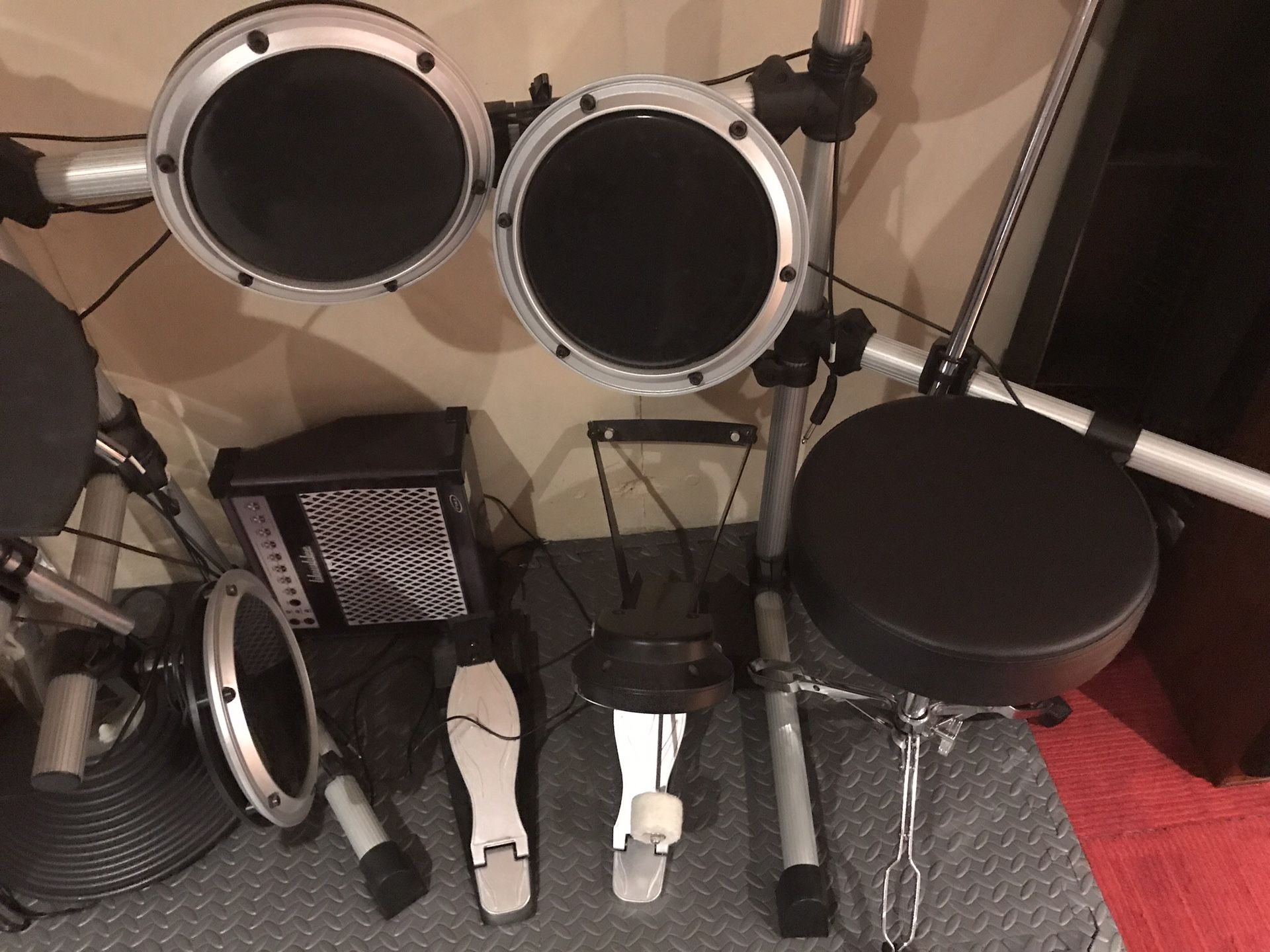 Drum set