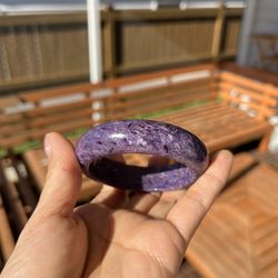 🌌 Natural Charoite Bangle – Rare Purple Crystal Bracelet, petite size