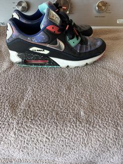 Nike Air Max Supernova Size 9.5 great Condition