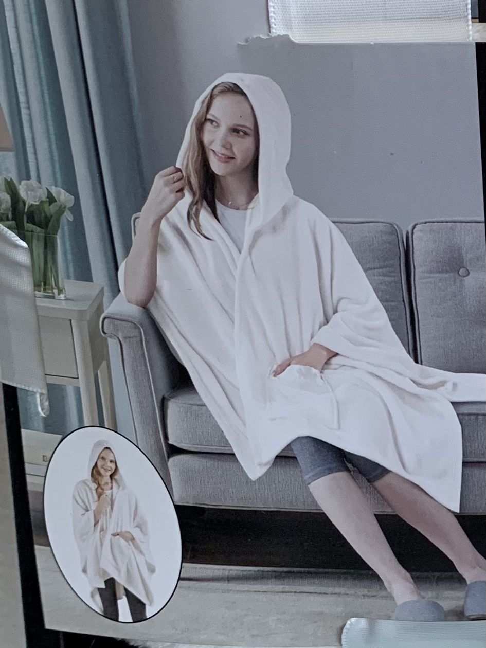 ANGEL WRAP Hooded Plush Throw Blanket Shawl Cream Ivory White One Size NWOT