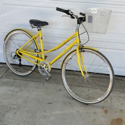 Vibrant Electra Loft Aluminum Frame 7 Speed Hybrid Comfort Cruiser