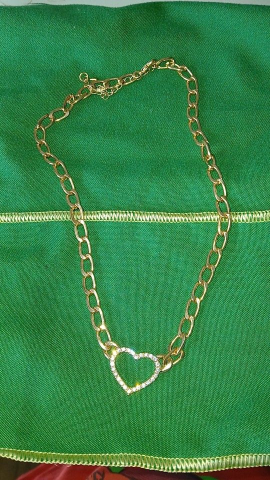 Gold Plated WOMEN Heart Chain 30 Bucks