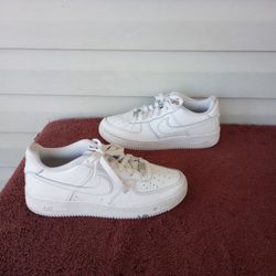 Nike Air Force 1 size 7Y