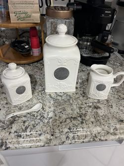 Very Cute Coffee, Cream And Sugar Set. New