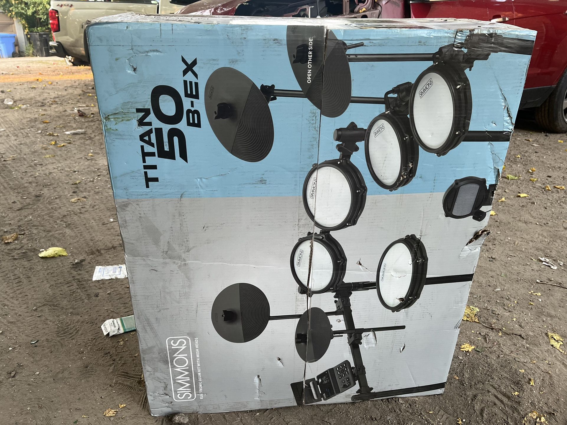 Alesis Drums Surge Mesh SE Kit - Electric Drum Set with USB MIDI Connectivity, Quiet Mesh Heads, Drum Module, Solid Rack, 40 Kits