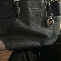 Michael Kors Outlet Jet Set Travel Small Tote Bag