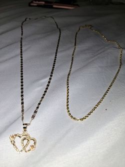 2 gold 10k girl necklaces 1 triple gold 1 rope