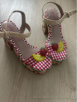 New Betsey platform size medium