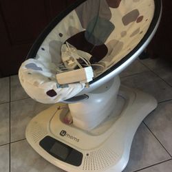 4Moms Baby Mama Roo Baby Rocker