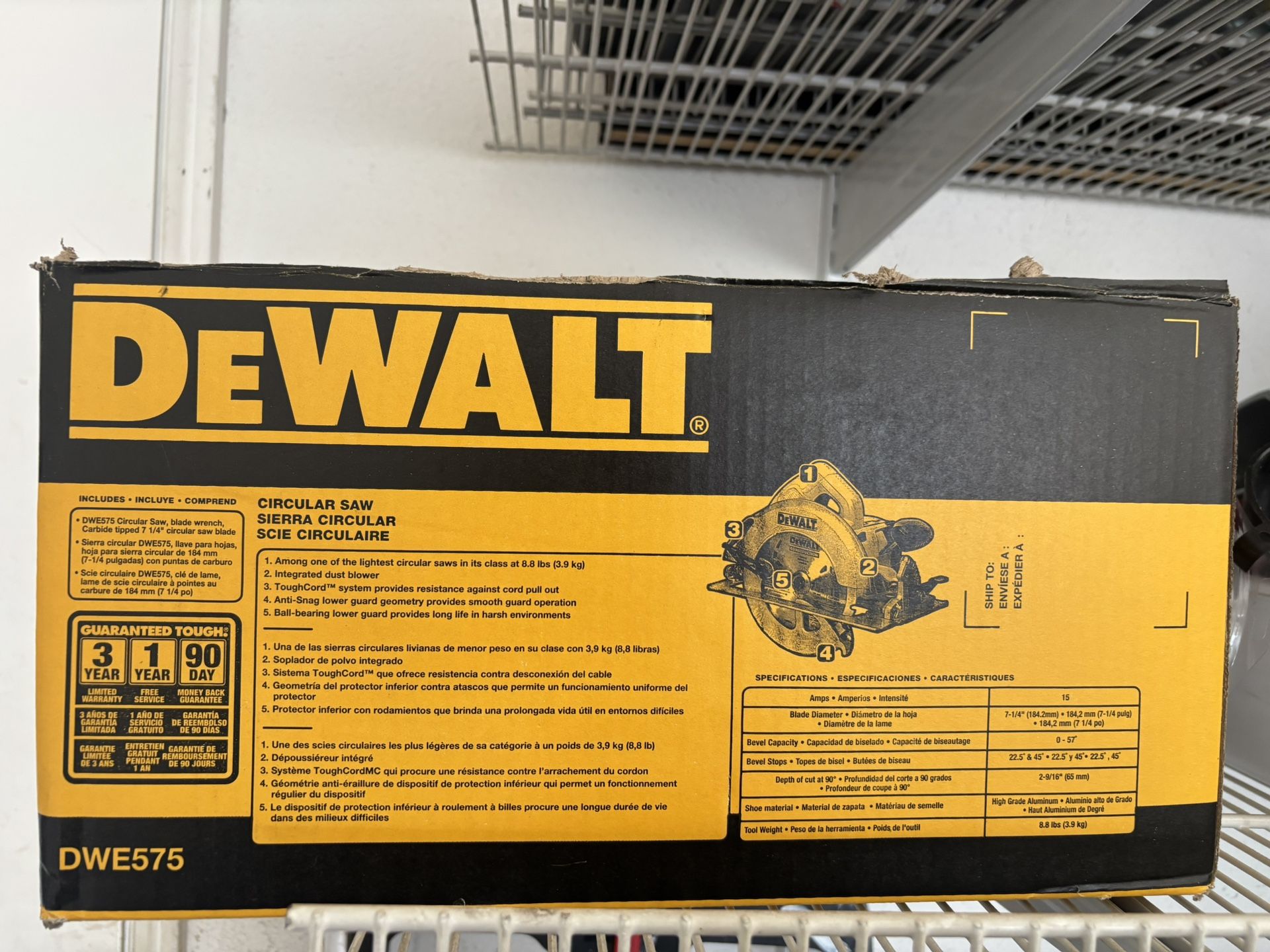 DEWALT SAW