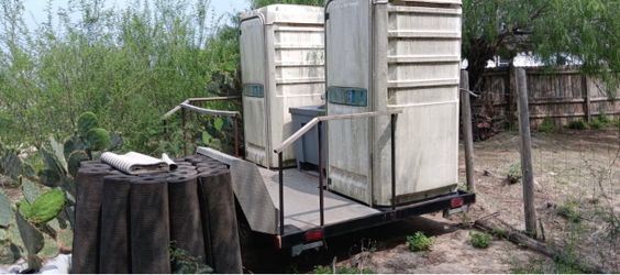 Portable Restroom with sinks