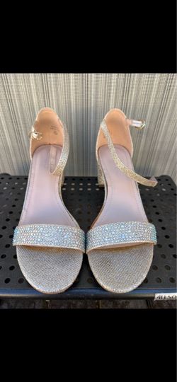 Lov Mark Women’s Crystal Ankle Strap Sandals Size 9