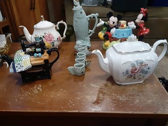 Antique Tea Pot Collection 15 Total Tea Pots 