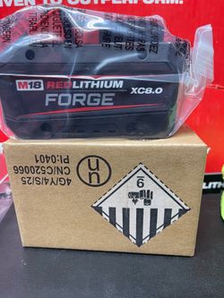 MILWAUKEE M18 FORGE BATTERY 8.0  brand new out the box never never used