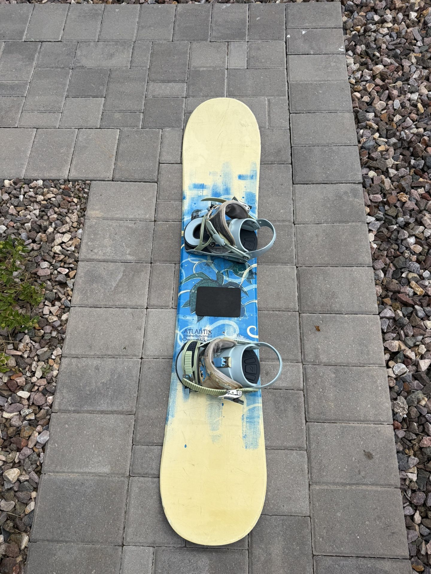 138cm Kids Snowboard W Bindings