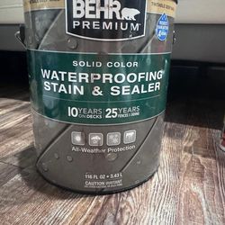 Water proofing stain and sealer 1 galon