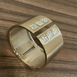 victoria’s secret gold cuff bracelet