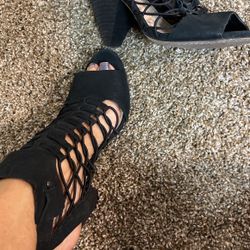 Vince Camuto  Heels/shoes Size 8