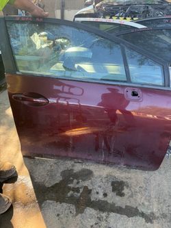 2015 Honda Civic Right/Passenger side Front Door Part