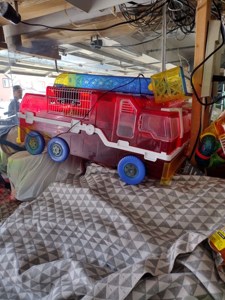 Hamster Fire engine