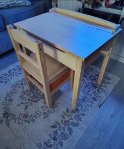 Kids table